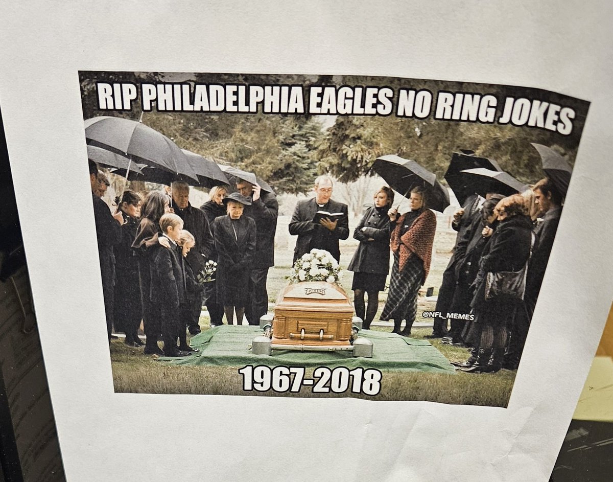 RealChrisRags's tweet photo. @Sflowersx @JMtalkingsports @BaldyNFL @SportsUnrated Fully understand...Giants fans also haven't recovered from it either..ha! https://t.co/voeIvUFya2