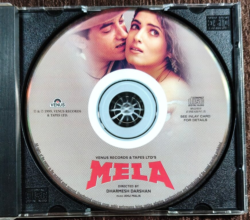 MovzMusicals999's tweet photo. #26YearsForMela

One of the highest grossing hindi film of the year 2000.

#Mela Audiocd /cassette

#AnuMalik #RajeshRoshan musical

#Aamirkhan @mrsfunnybones #FaisalKhan #DharmeshDarshan https://t.co/2T6wK9D0iN