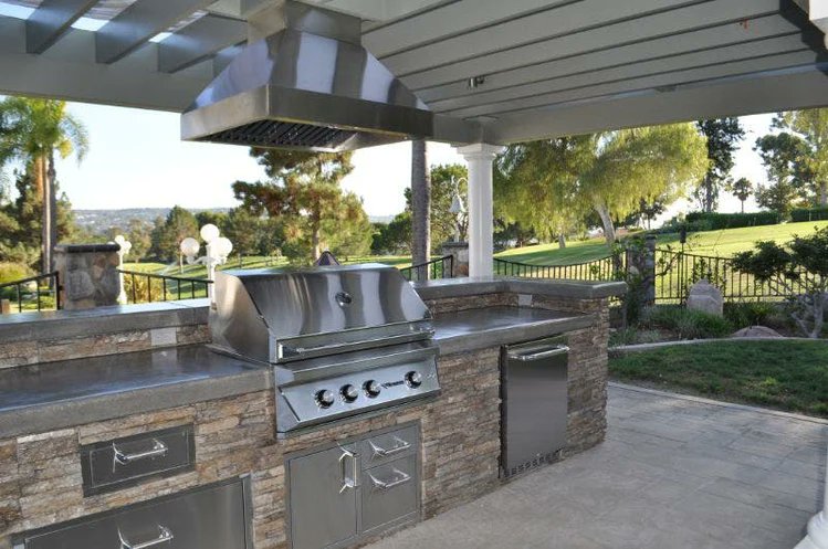 Bay Area Grill Cleaner is family-owned, eco-friendly, and proudly serving our local community with same-day service when available.
Your grill deserves to look this good.
#FamilyOperated #TampaBay #GrillCleaningNearMe