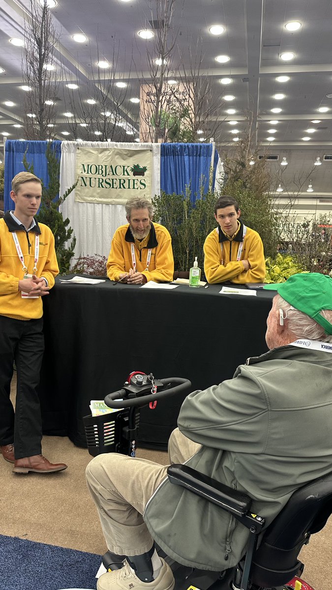 Maxalea_Inc's tweet photo. A proud Maxalea moment! Our very own second‑generation leader, Don McWilliams, made a special guest appearance @MANTSBaltimore . Grateful to celebrate our roots and our future in the industry. #MANTS2026 #Maxalea🌱 https://t.co/XwK36mrGFa