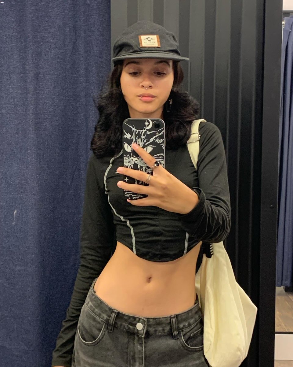 wrongedannaa's tweet image. to perdendo minha essência meio termo man qisso