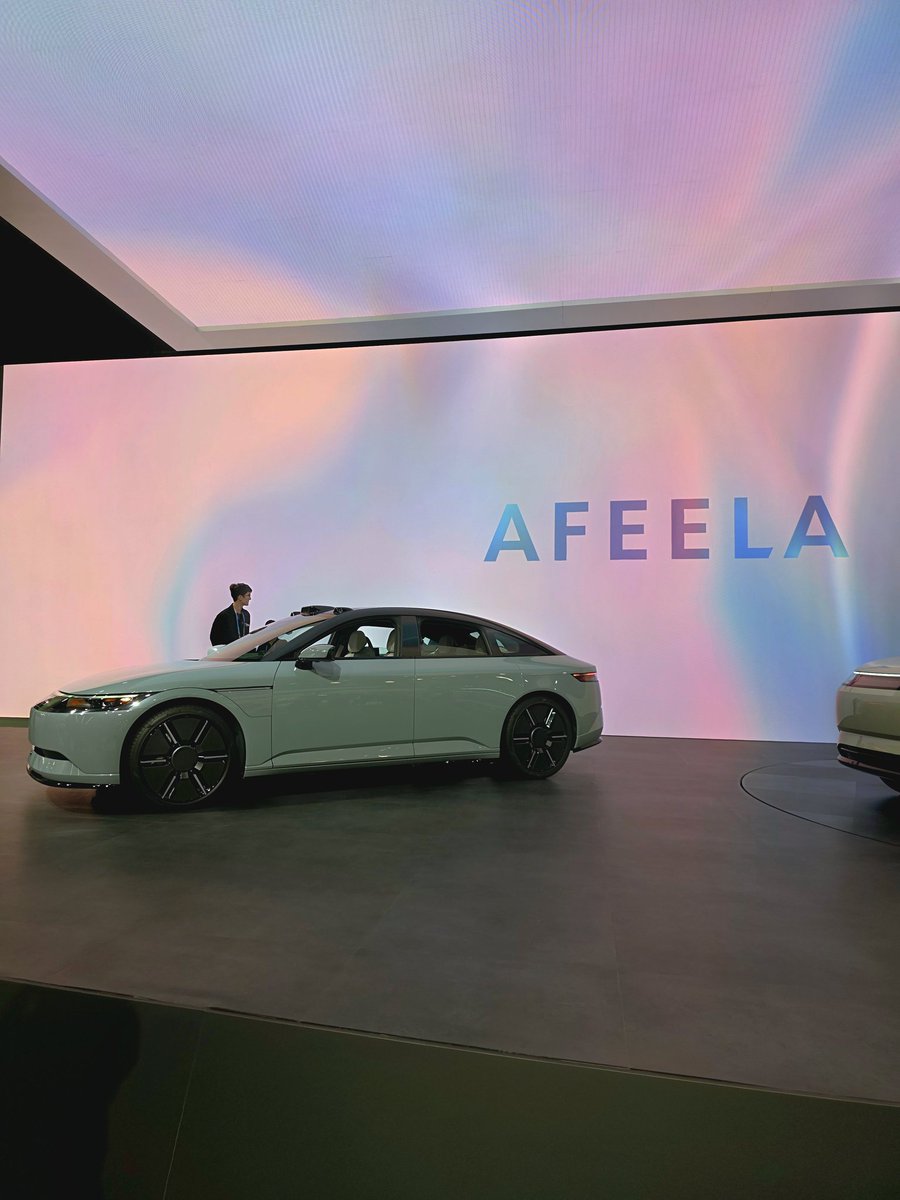 Petra (CamXPetra) tweet media