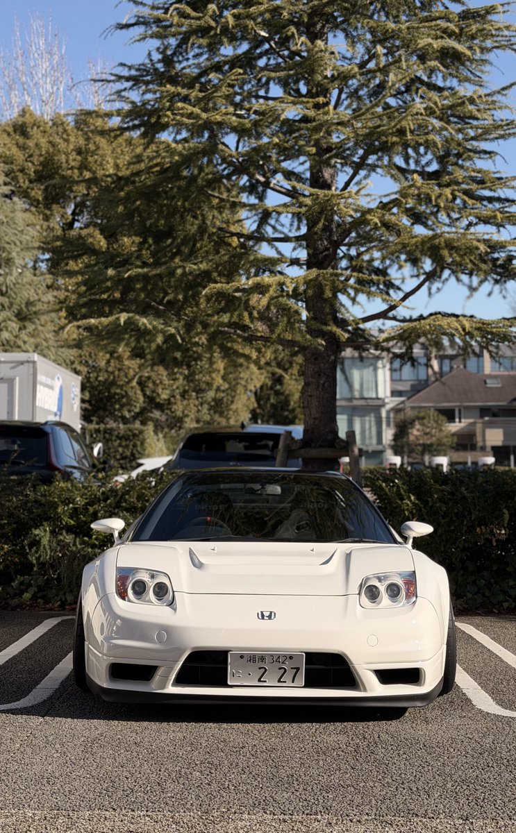 Axino_SiR's tweet photo. wekの時に納期の関係で諦めてたSPOONミラーをやっと装着！
薄さに拍車がかかってマジでカッコいい🥰 https://t.co/uN9QmJdQwP