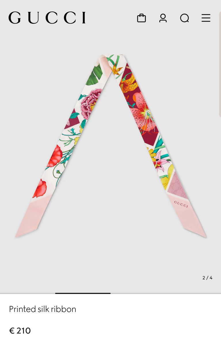 viraleeknow's tweet image. Soonie wears gucci printed silk ribbon 

#HappySoonieDay