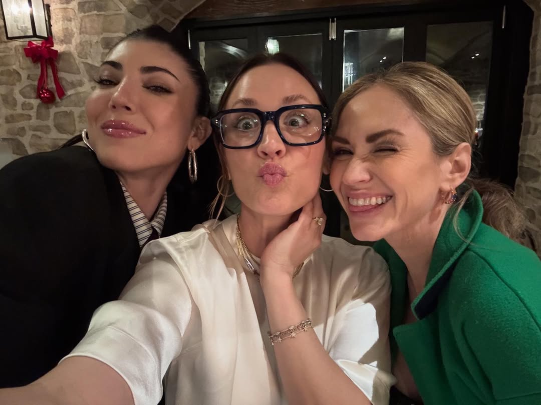 Kaley Christine Cuoco tweet media