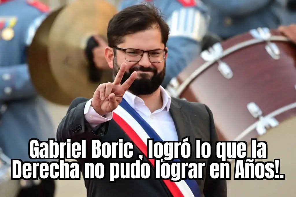 marce_amalia's tweet image. Boric,  logró lo que la derecha no pudo lograr en Años:
° C*gó a la hija y nieta de Allende
° Trajo de nuevo a Pinochet
°  Sepultó una nueva
     Constitución
° Enalteció a las FFAA
° Logró q ganara Kast
. Hizo fracasar a la Chanchelet