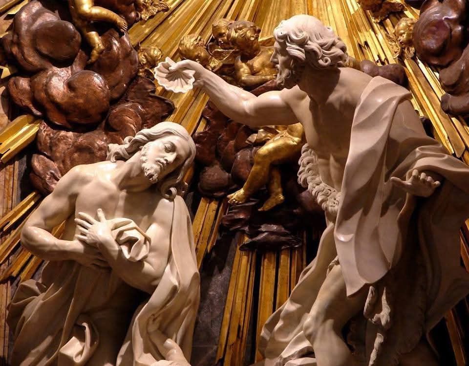 Jan chrzci, Chrystus zbliża się do niego, (...) by pogrzebać w wodzie cały ród starego Adama; przedtem jednak, i to ze względu na nas, aby uświęcić Jordan. Bo Chrystus, duch i ciało, i wodzie dał moc tajemną przez Ducha. (św. Grzegorz z Nazjanzu)