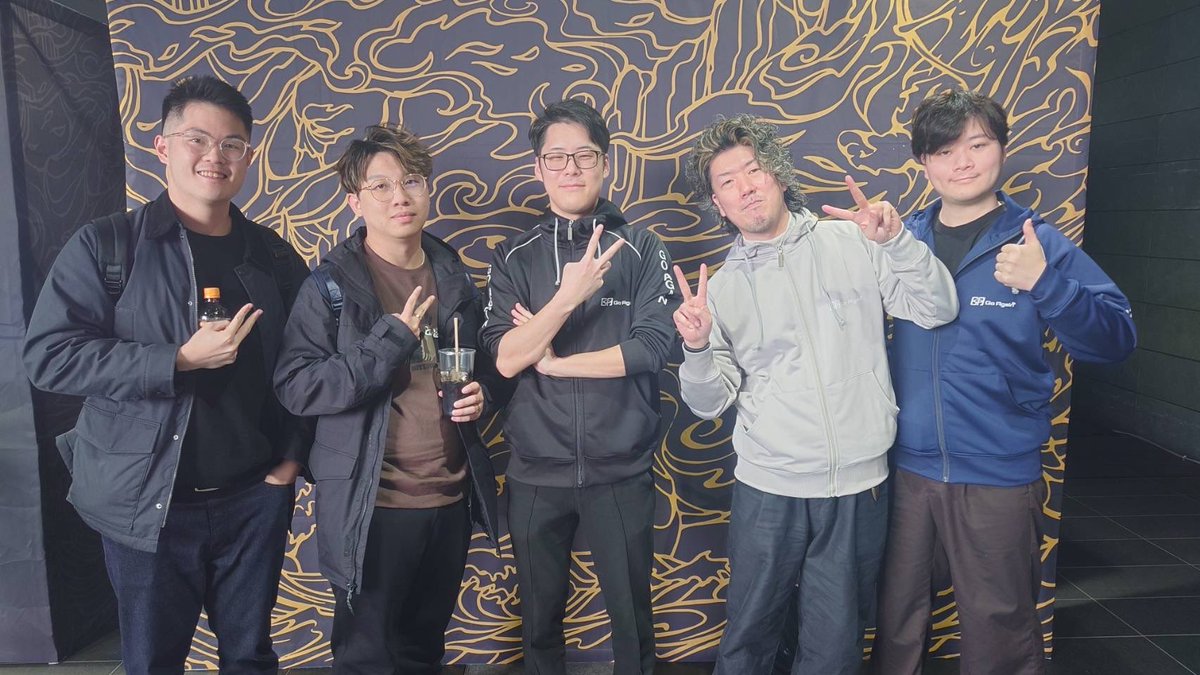 TEAM GO AGAIN tweet media