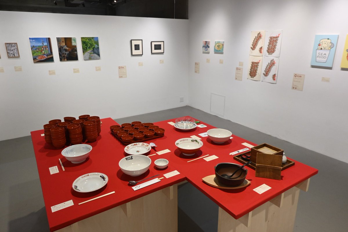 buramachiaruki's tweet photo. 麺展/丼展へ行ってきました🖼️
盛岡の麺の名店の器までありました🍜✨
#シグアートギャラリー #川徳 #Cube2 #盛岡市 #菜園 https://t.co/c9Yk6yMN9O
