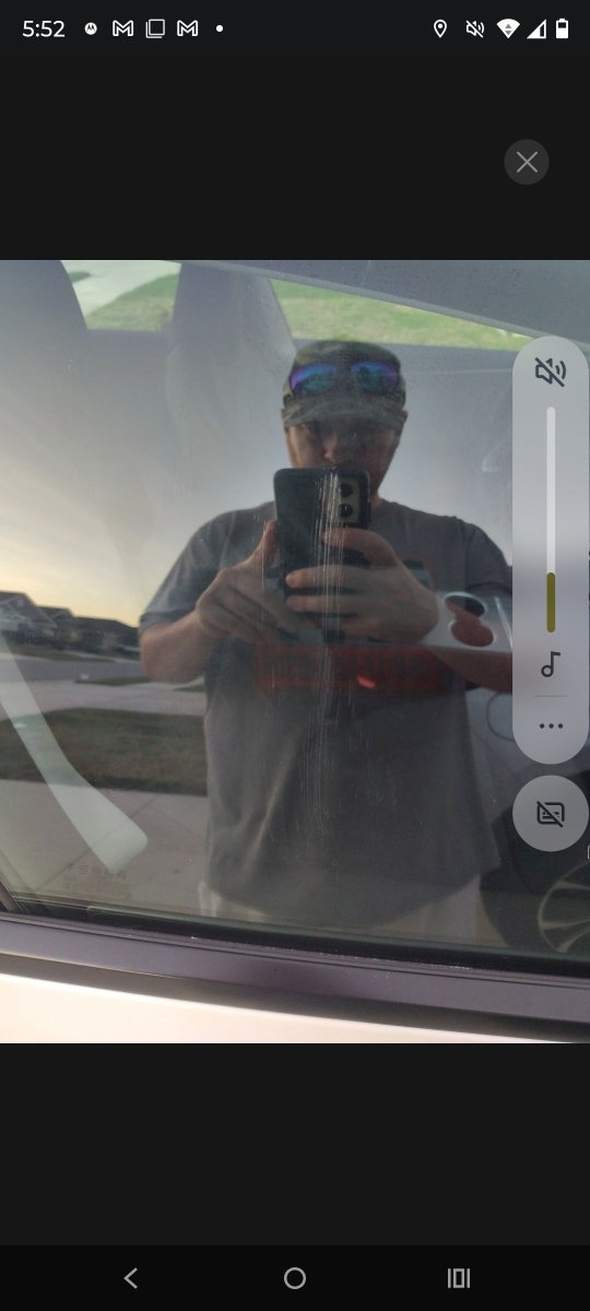 MaxPlomer tweet picture