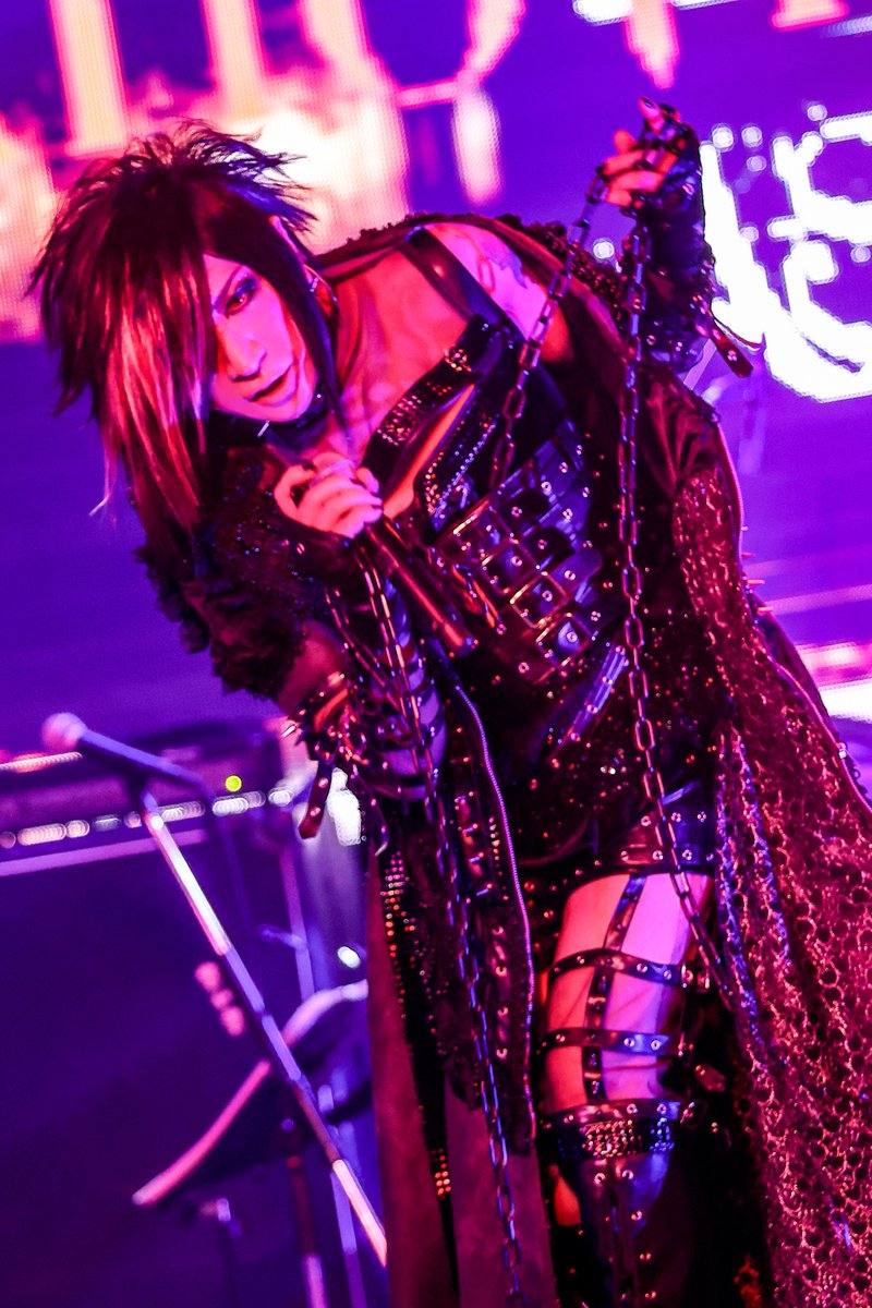 ASAGI_SOLO's tweet photo. 俺を君の今年初めての男にさせてよ❤️‍🔥

大阪アウトストア・ライヴ、かかってこい！！ https://t.co/P8OZuiy3FM