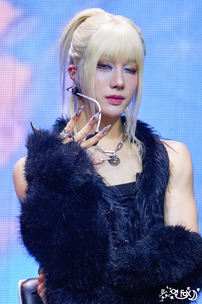 yeol__fox's tweet image. 2026.1.7☾.˖⋆
XLOV 1st Anniversary Fan Concert
-FIRST LOVE-

𓂃 ࣪˖ ִֶ☾.˖⋆𑁍🦋𑁍. ݁˖☪︎·̩͙˖ 𓂃 

#XLOV #엑스러브 #エックスラブ
#RUI #루이 #ルイ #陳冠叡 #陈冠叡
#XLOV_1st_Anniversary

#Rizz #XLOV_Rizz
#BiiiP #XLOV_BiiiP
#UXLXVE #XLOV_UXLXVE