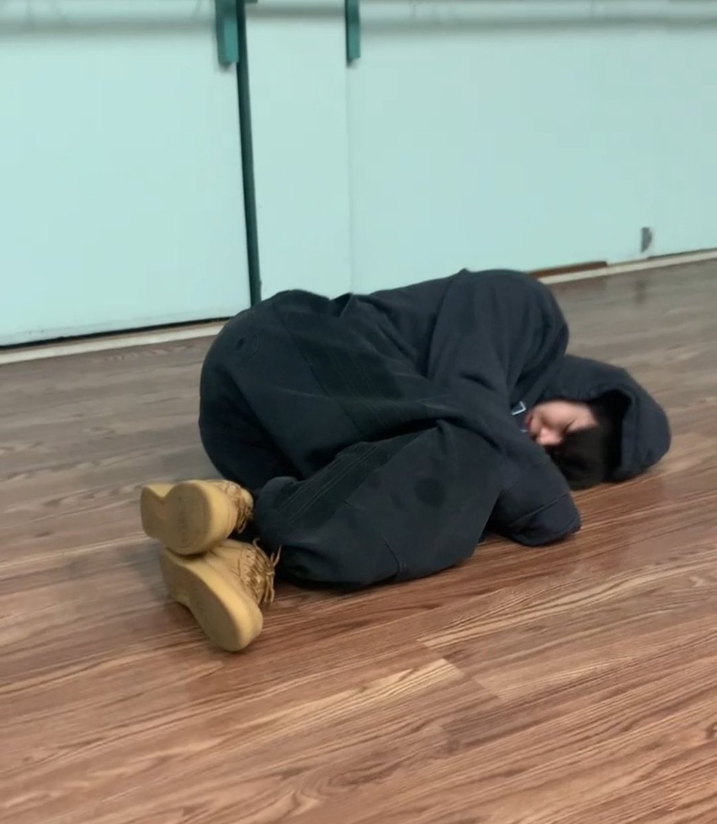 he was born zero seconds ago and has so much to discover