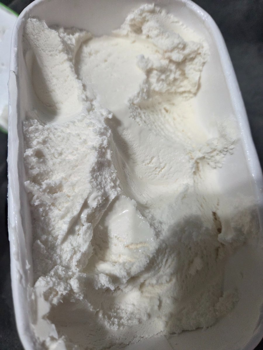 ItssMrsLove tweet media