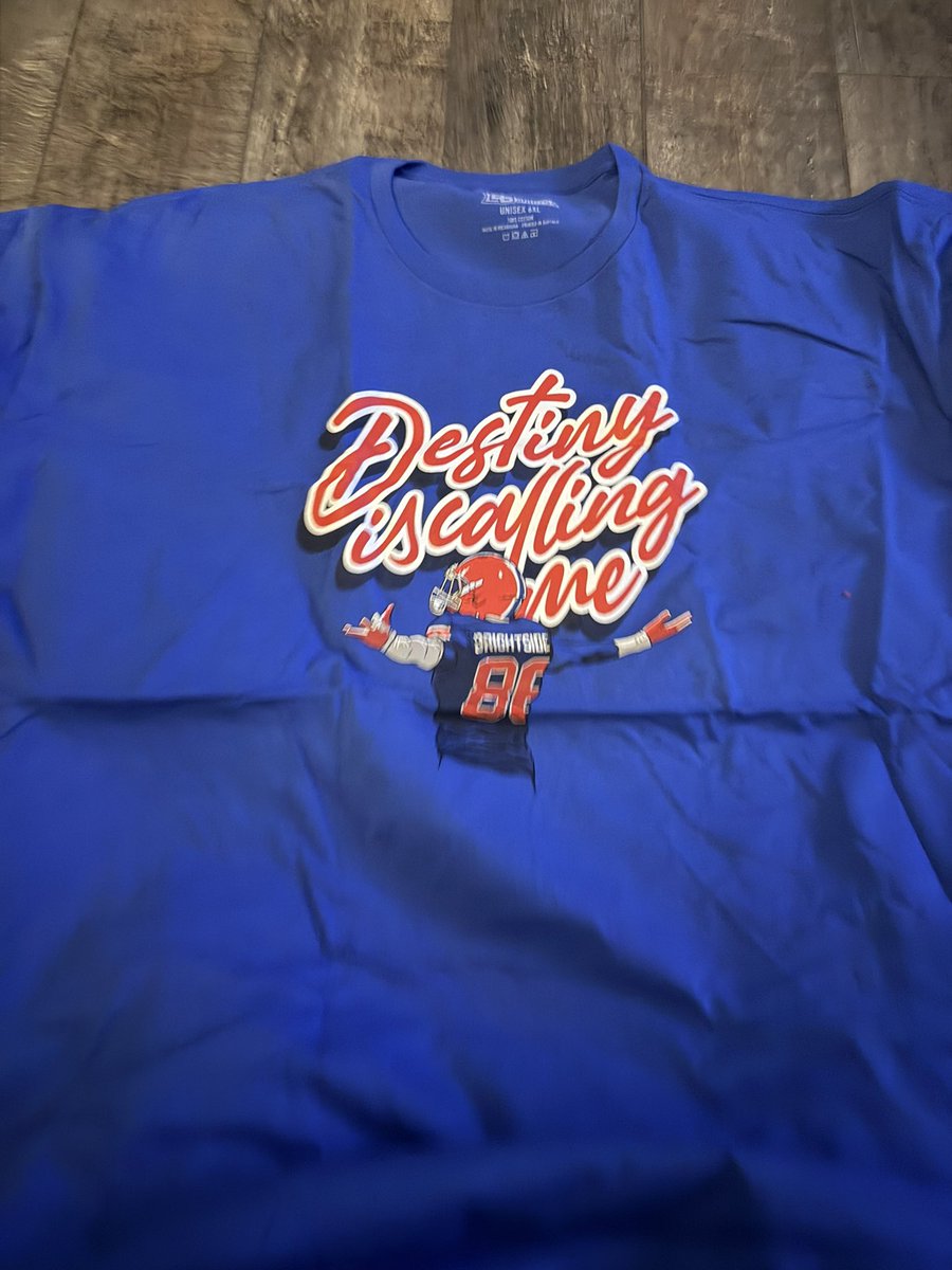 TheBrianLewis's tweet image. Shout out to @26shirts for getting me my two Mystery shirts in time for the Bills playoff game.

#BeGoodDoGood
#MrBrightside 
#GoBills