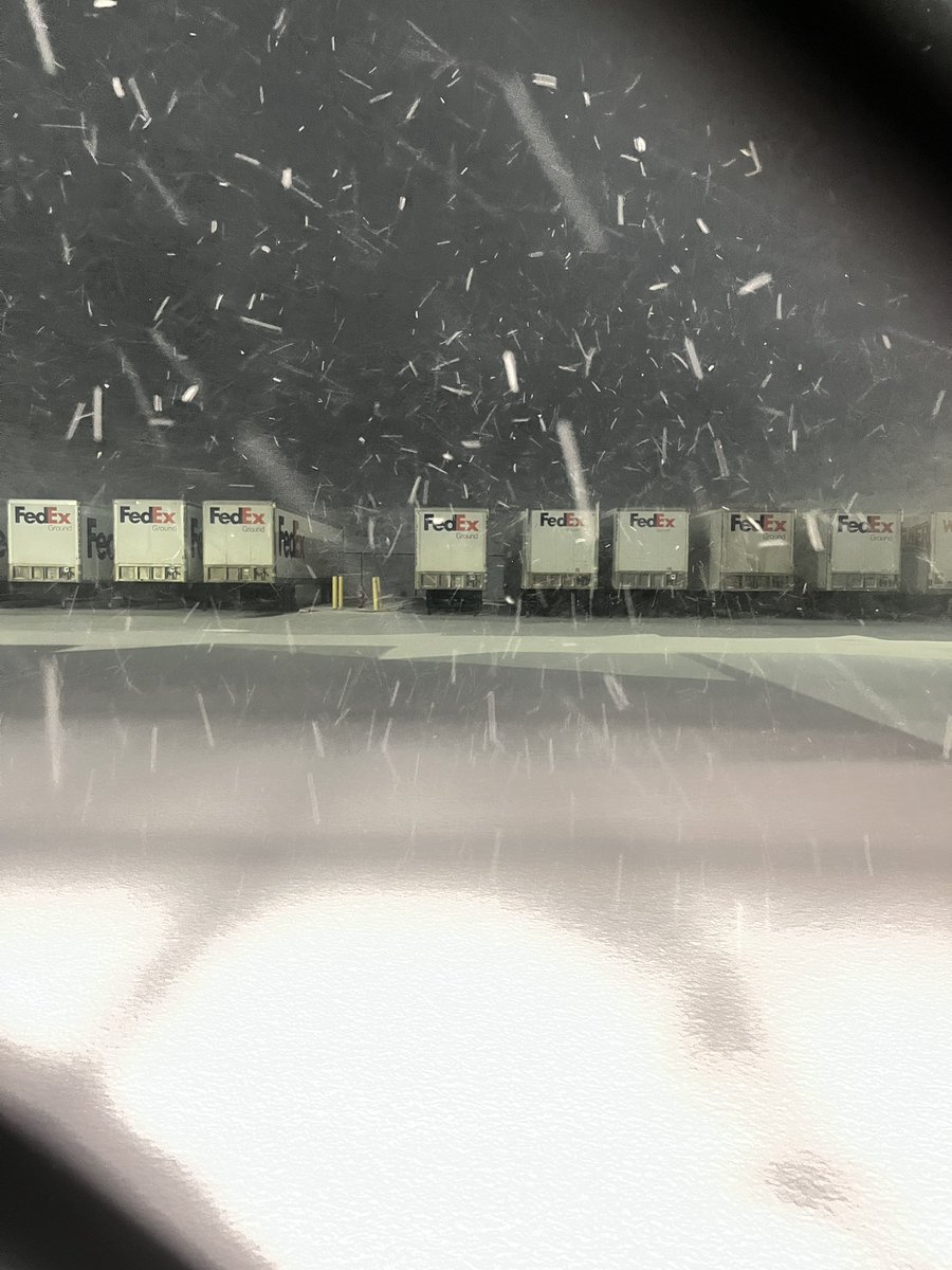 First real snow of the season...took long enough! ❄️❄️❄️