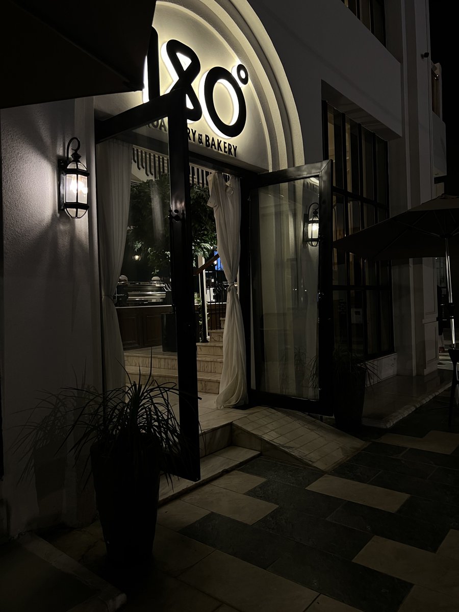 Anodgui's tweet image. Classic 🤎