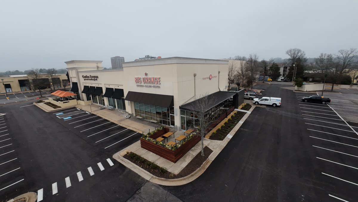 East_Harding's tweet photo. The Big Orange, on University Ave., underwent modifications to its existing patio, transforming it into a fully enclosed space suitable for year-round use. The beautiful new space sports an acoustical deck with all new seating and is heated and cooled. Come by and check it out! https://t.co/HooqdNoqqV