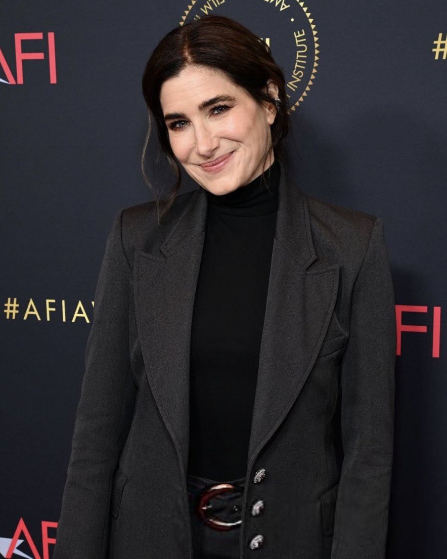 hahnhawes's tweet image. 🤏🏻