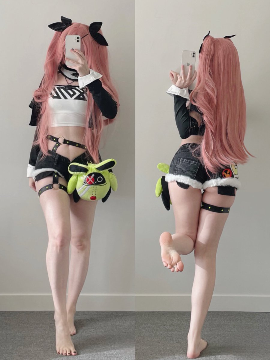 mynamini's tweet image. left or right?