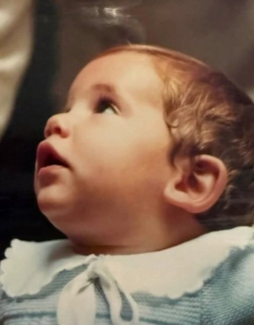 plrioja's tweet image. El niño de los lazos!!
Amoroso!!
#landistas9E
#OscarLanda40