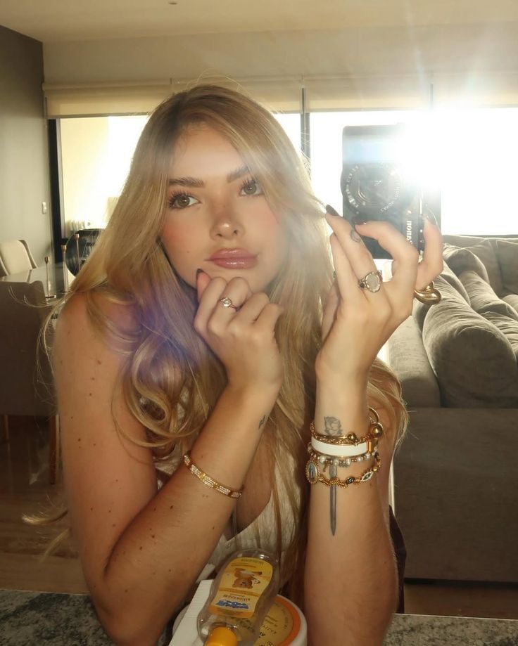 acervolamour's tweet image. ▪︎.              🧜‍♀️