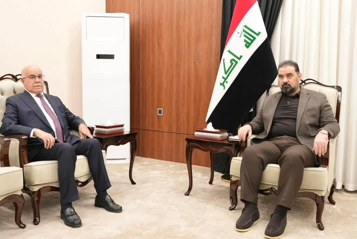 ♦️ وزير الصحة الدكتور صالح مهدي الحسناوي يقدم تهانيه إلى رئيس مجلس النواب هيبت الحلبوسي بمناسبة نيله ثقة أعضاء المجلس. 
مؤكدا على أهمية تعزيز آليَّات التنسيق بين السلطتين التشريعية والتنفيذية، وبما يسهم في دعم مؤسسات الدولة.

#المكتب_الاعلامي_لوزير_الصحة