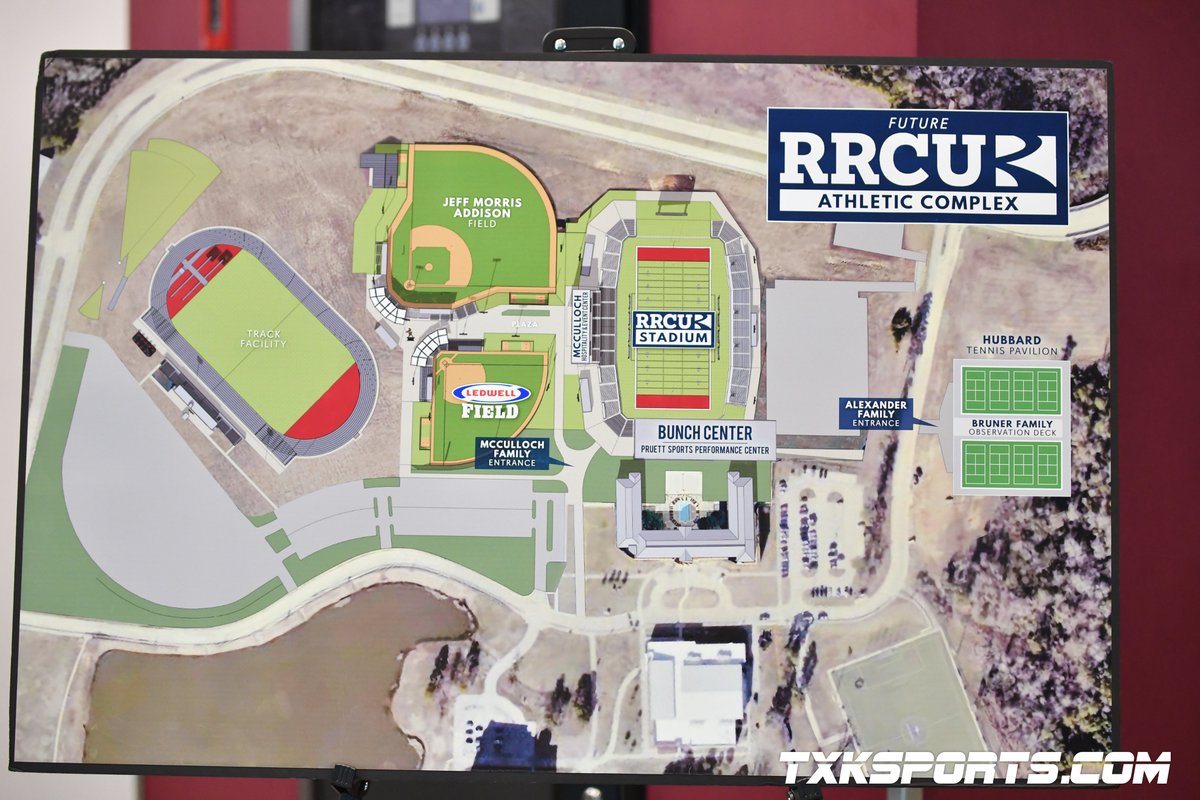 txkSports's tweet image. A few images from the Texas A&amp;amp;M - Texarkana University press conference introducing new head football coach Joshua Eargle. @TAMUT_Athletics