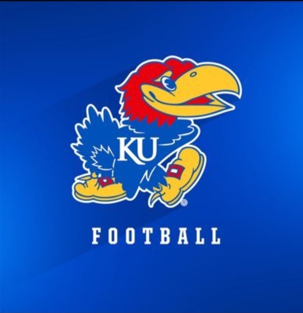 RonaldMoore01's tweet photo. After a great in-person meeting  with coach @CoachTraz I'm  beyond blessed to receive a  offer from Kansas University 
@coachLeipold
@coachTraz
@Ku_football
#rockchalk
#Broncos 
@Adavery5015
@Derric_SM @KAHS_Football
@SWiltfong_ @AllenTrieu @GregSmithRivals @EDGYTIM  @LemmingReport @CraigHaubert  @FriedmanAdamm
@Coachjforney