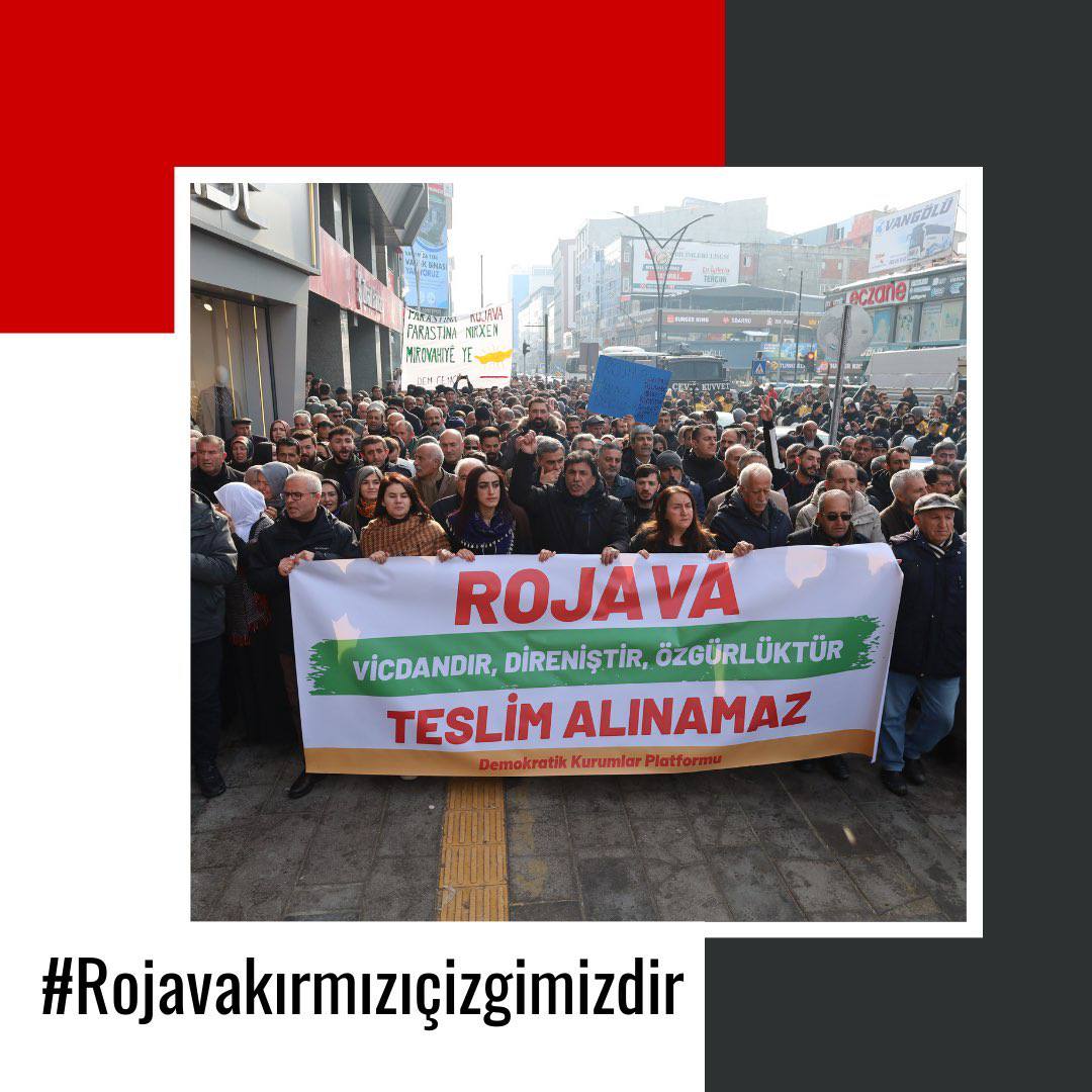 Saryarojj's tweet image. #RojavaIsOurRedLine
#RojavaistunsereroteLinie
#Rojavaestnotrelignerouge   
#RojavaXetaMeYaSore
#Rojavakırmızıçizgimizdir