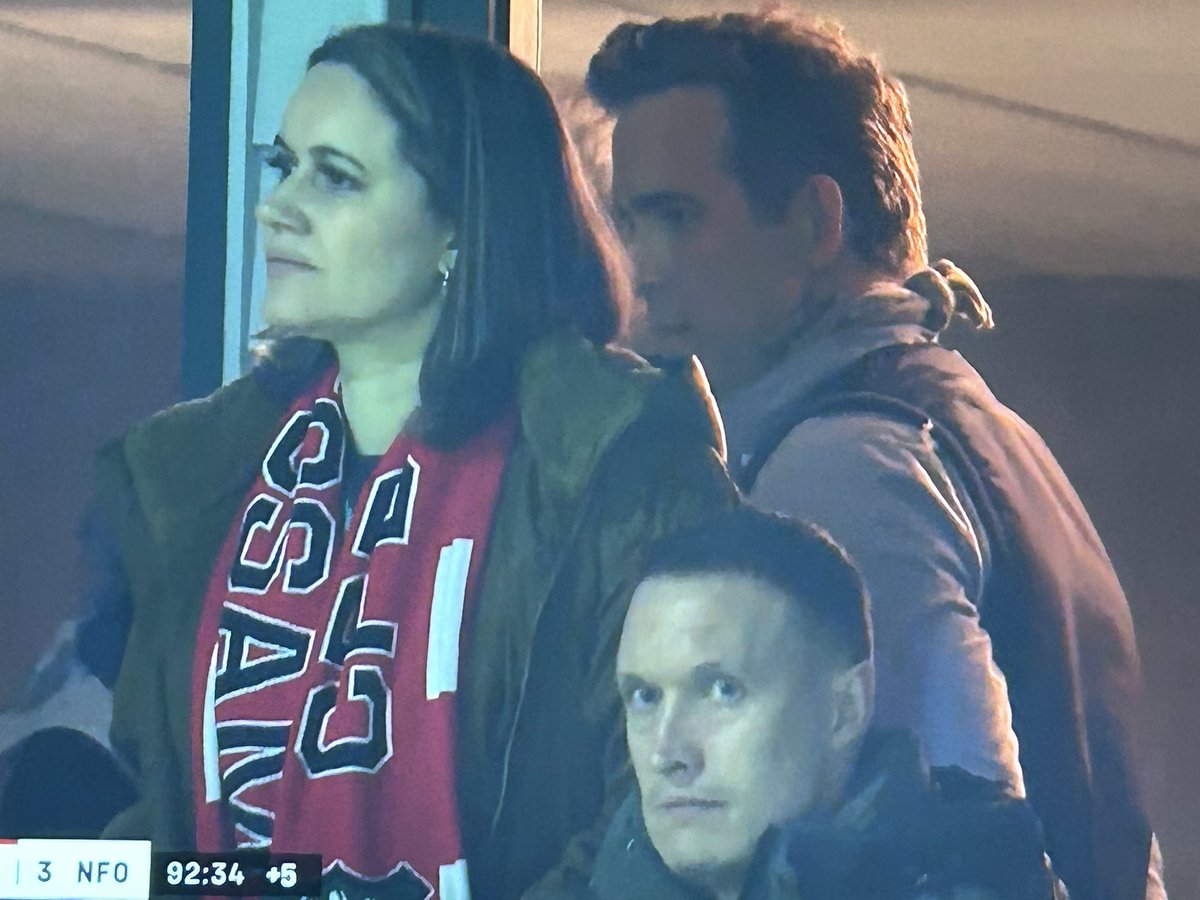 Paul 🔴🐝 tweet media