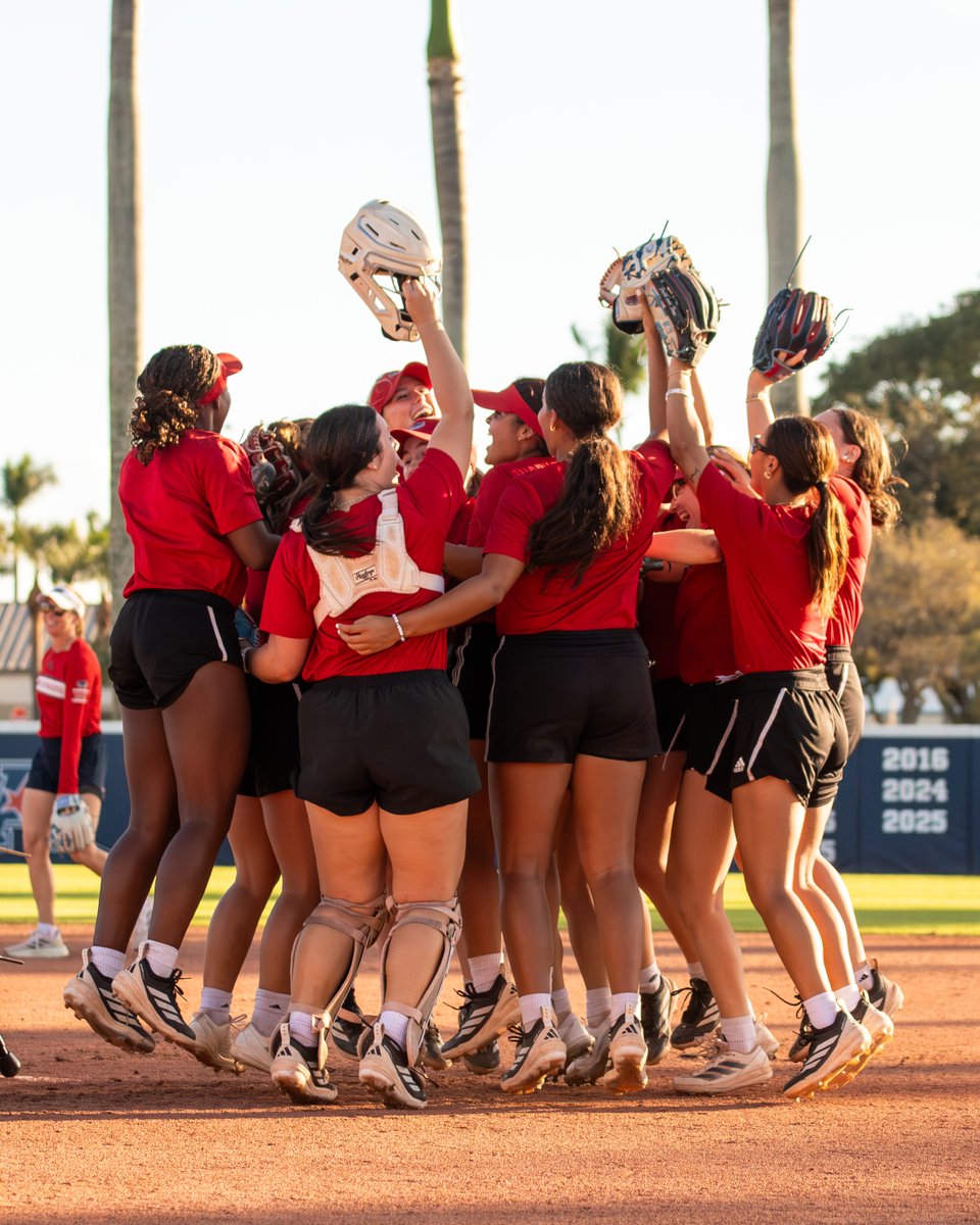 Florida Atlantic Softball tweet media
