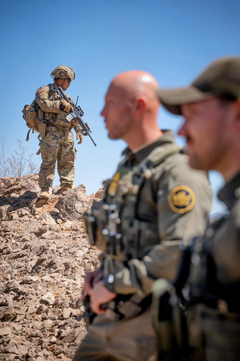 USNorthernCmd's tweet photo. Defending the homeland is a team effort.
@USNorthernCmd works alongside interagency and mission partners to ensure unity of effort when it matters most. 📷
#USNORTHCOM #DefendTheHomeland
@DHSgov @fema @USCG https://t.co/LnzItImO7A