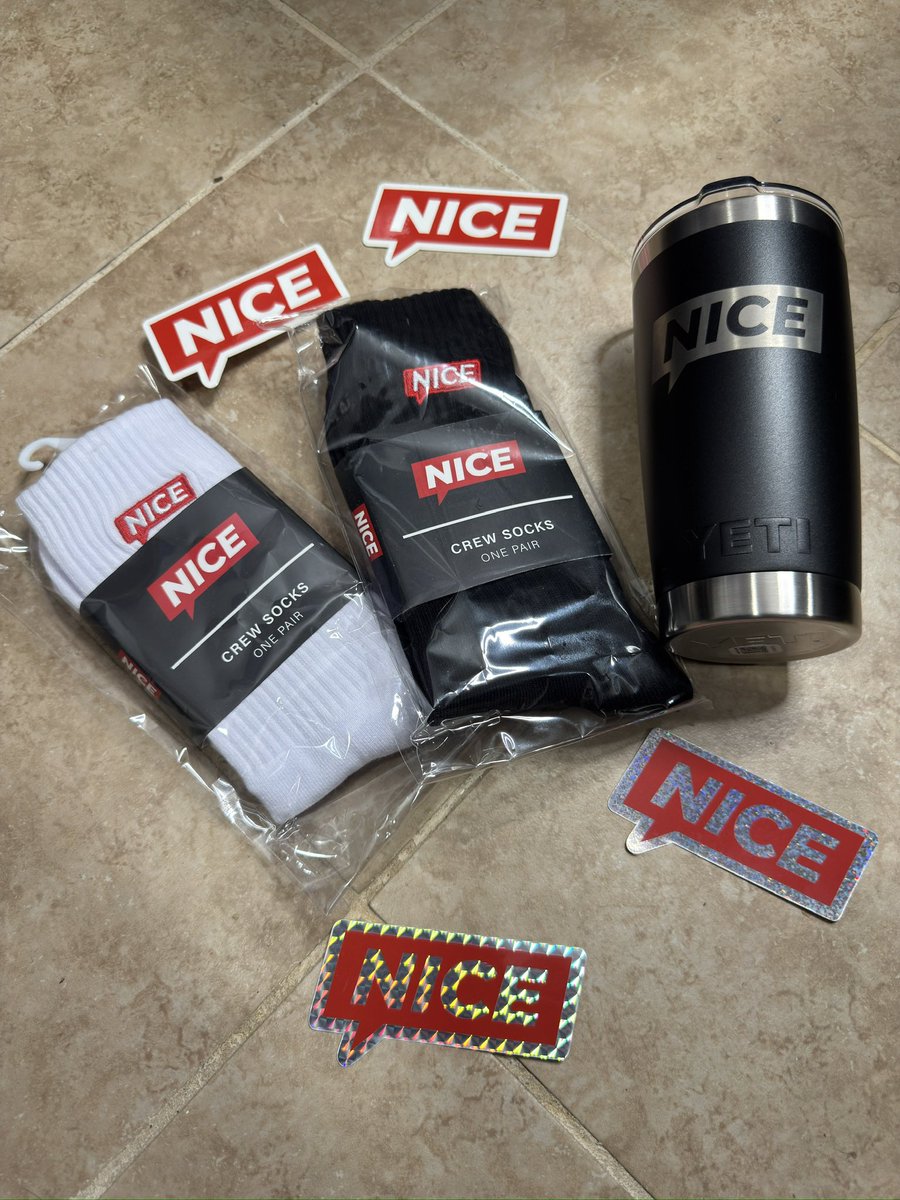 _Brotha_d's tweet image. Honored to be a panelist once again on the Nice Kicks Awards Committee!

Always great to share my thoughts on any and everything sneaker related.

@nicekicks will be announcing all of the winners on Thursday, January 15, so be sure to keep an eye on their Instagram and X.