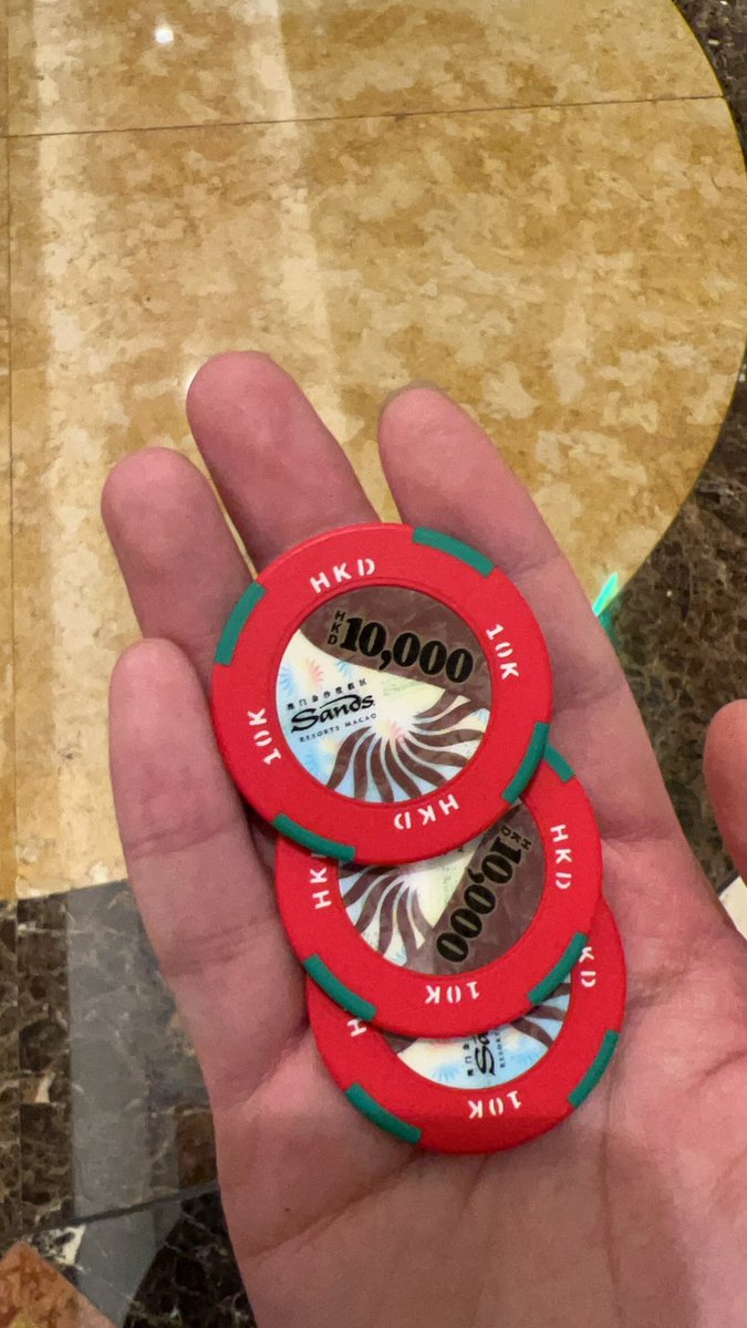 赚币买饼 tweet media