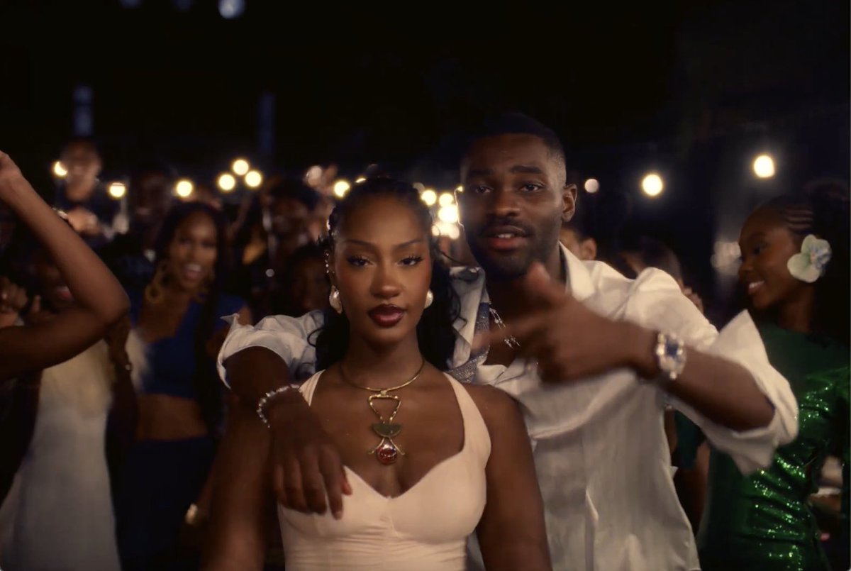 temsszn's tweet image. Me &amp;amp; You 🤍