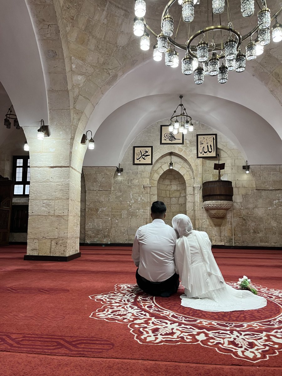 ummu__24's tweet photo. Zamanı geldiğinde Rabbin sana gönlündekini verecek ve seni hoşnut kılacak.

Duha/5 https://t.co/bkdIk47Rrw