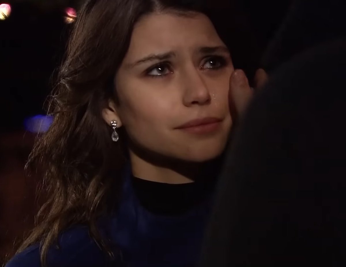 ✶⋆.˚ (@bihterthinkerr) on Twitter photo 