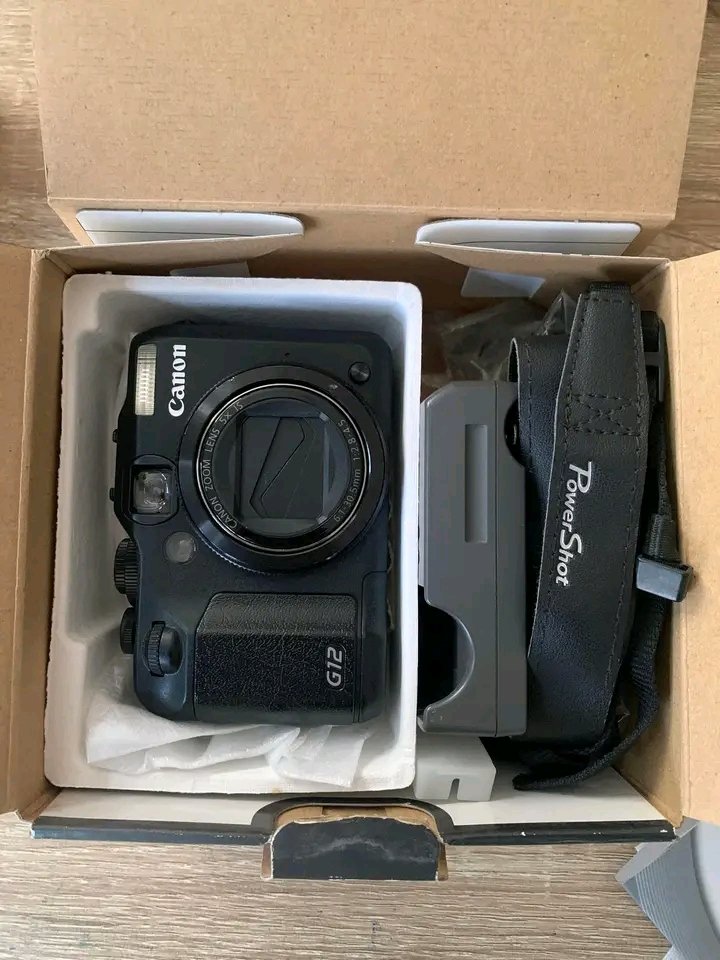 prstyyyyy1's tweet photo. for sale
camera canon powershot G12 with accessories 
no issue 
price : dm 
#canong7xmarkiii #mensrea #digicam 
#zonauang #ccd https://t.co/yiElKCKSIp