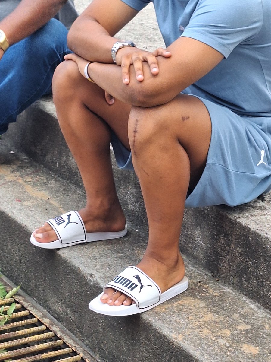 O atacante Ryan Francisco do São Paulo estava presente no Ninho do Corvo para acompanhar o jogo entre Flamengo de Guarulhos x Vitória pela Copinha.

Ele está se recuperando de lesão, e disse que já está correndo no campo nos treinos, mas disse que o clima está muito pesado...