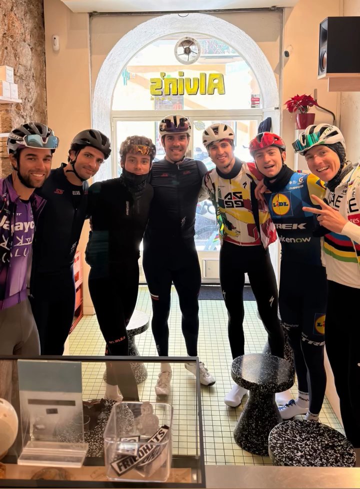 atacapogi's tweet image. coffee ride 🚲☕️