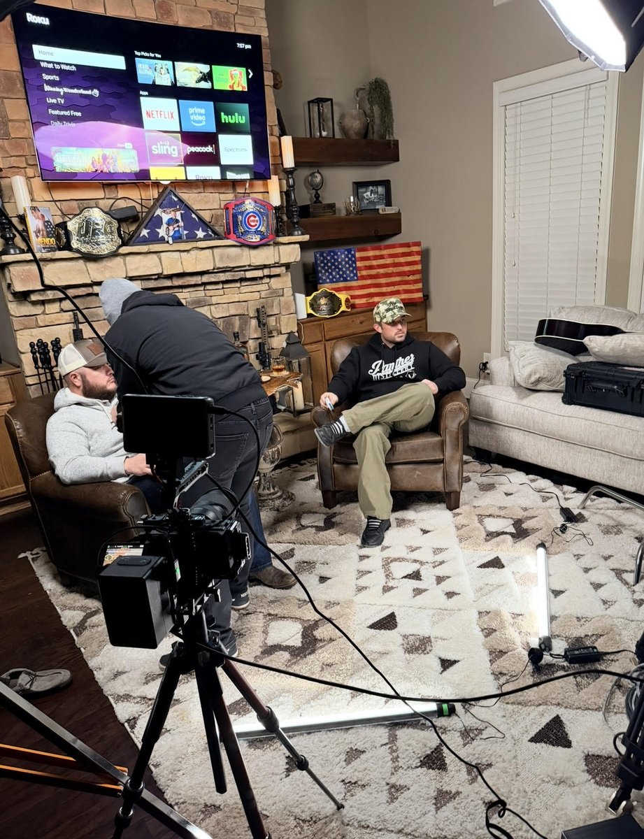 Michaelraymusic's tweet image. Here’s a little BTS from recording the first 4 episodes of @offstageamerica