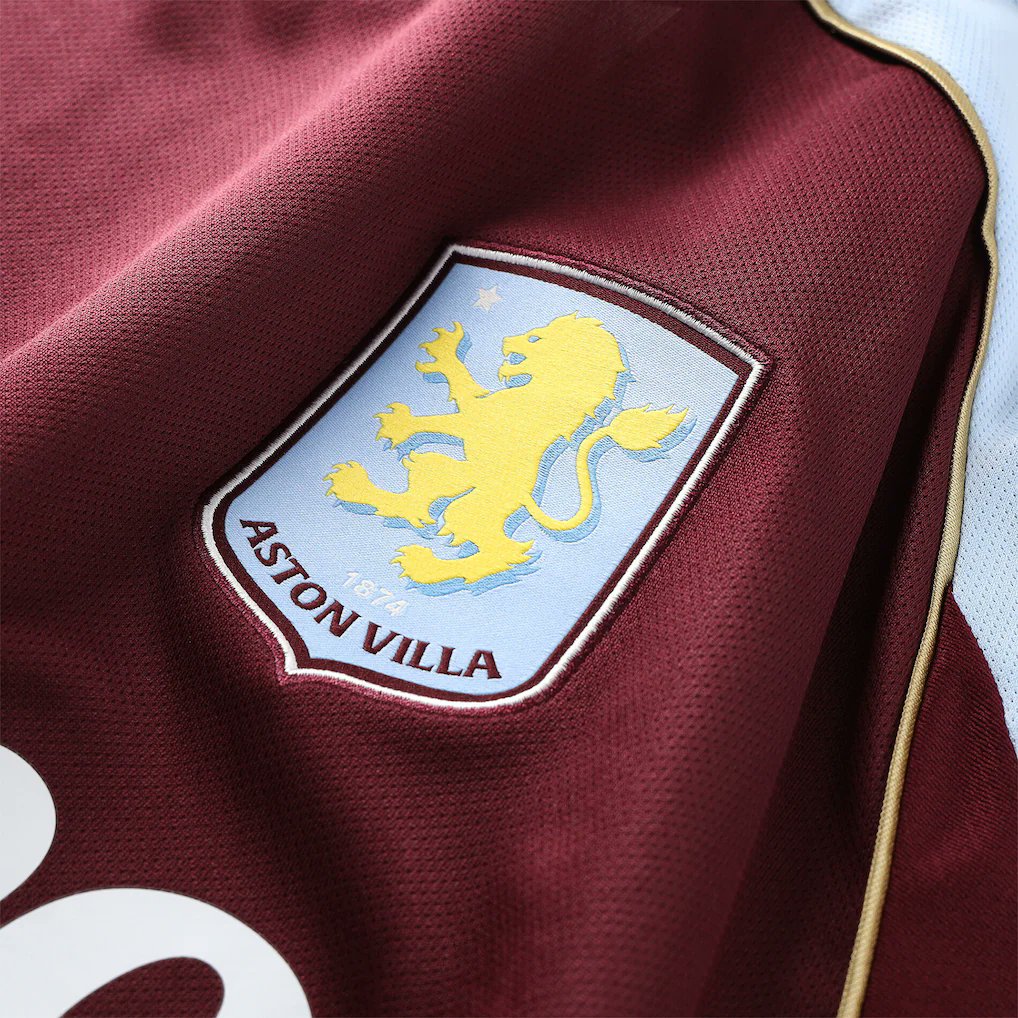 myoldmansaid's tweet photo. 👕💥Heads-up: BIG Extra online discounts on Villa shirts. 

Away shirt £30 (RRP £85) and Authentic version £40 (RRP £120). 3rd shirt £35 (RRP £85) . Home shirt £42.50 (£85) 

Check out the deals 👉 https://t.co/hRqHOB3qUy

#AVFC