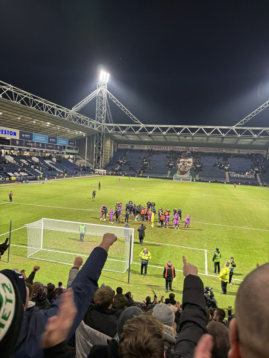 Dan Stacey tweet media