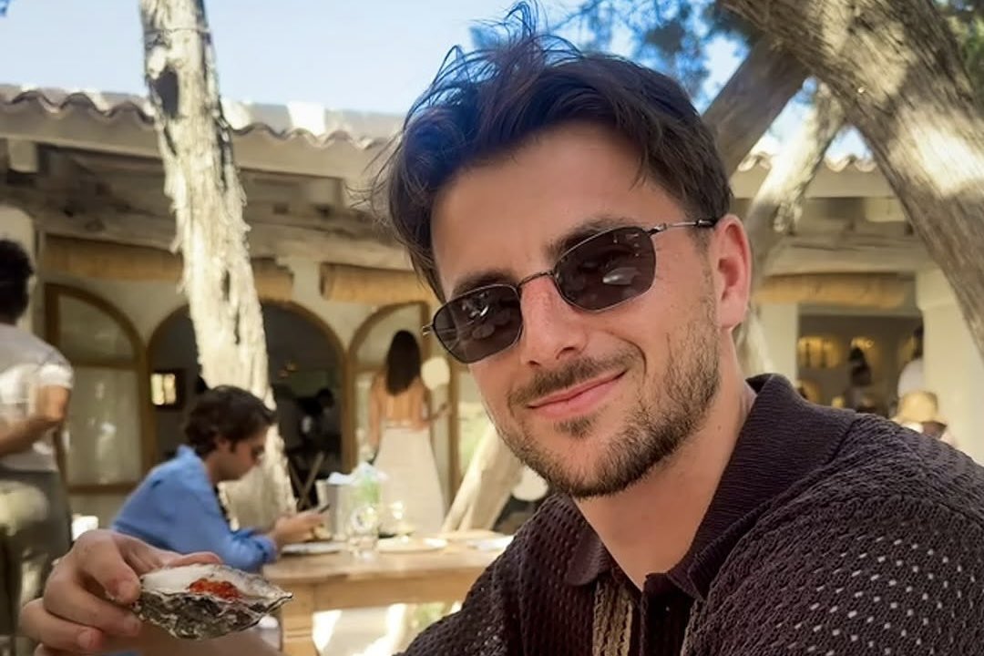 thinkermase's tweet image. happy birthday to my man 🤍