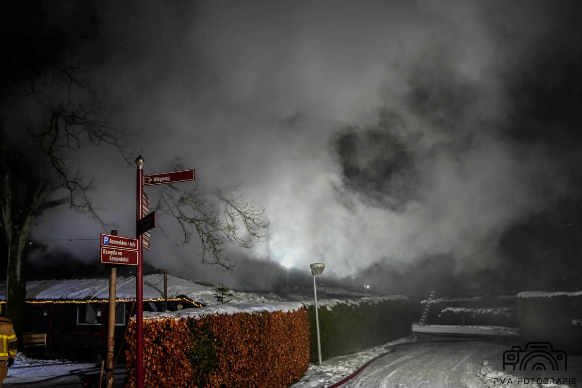 Brand in schuur veroorzaakt grote schade op Gortelseweg in Vaassen