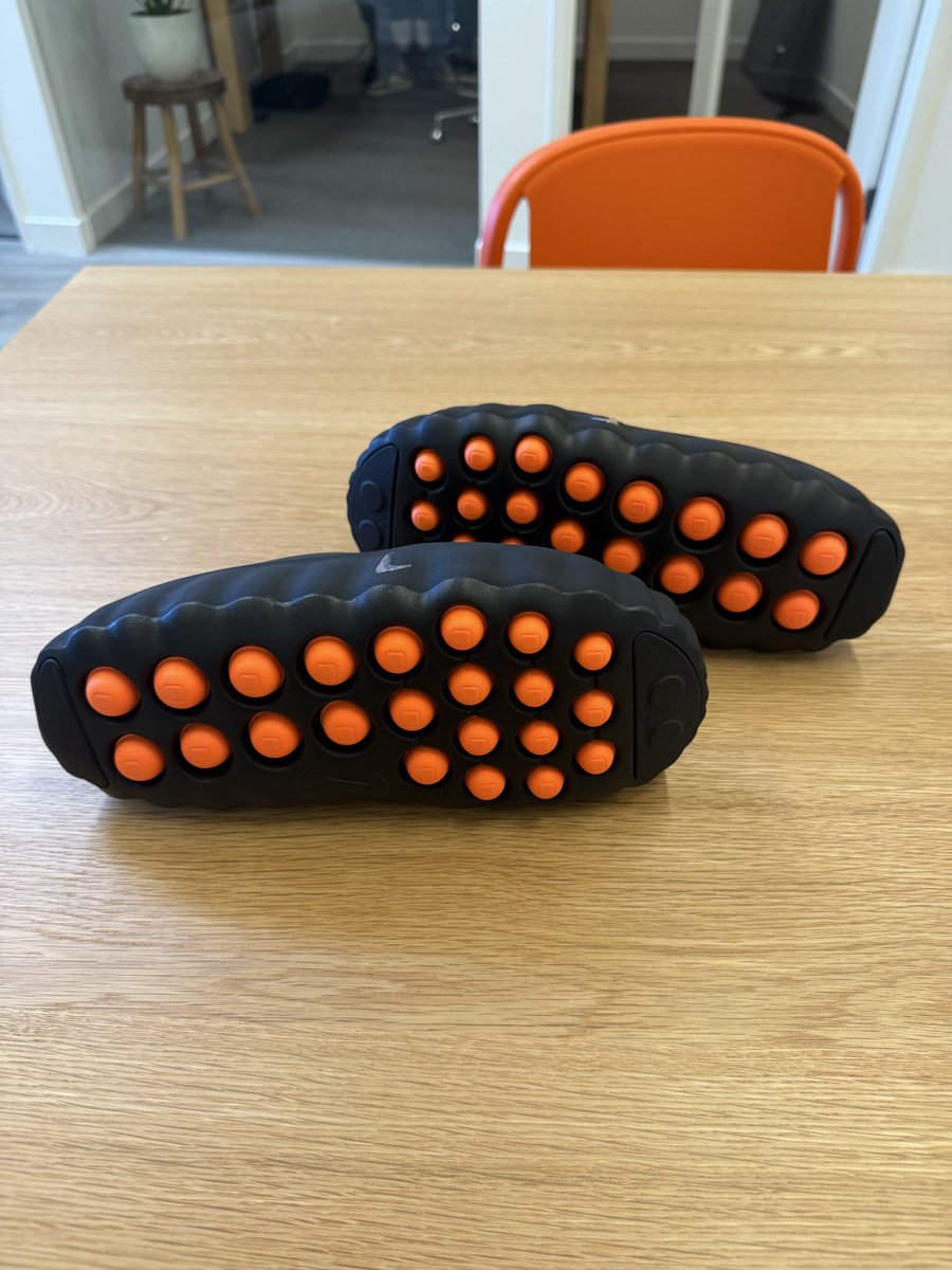 Sole Retriever tweet media