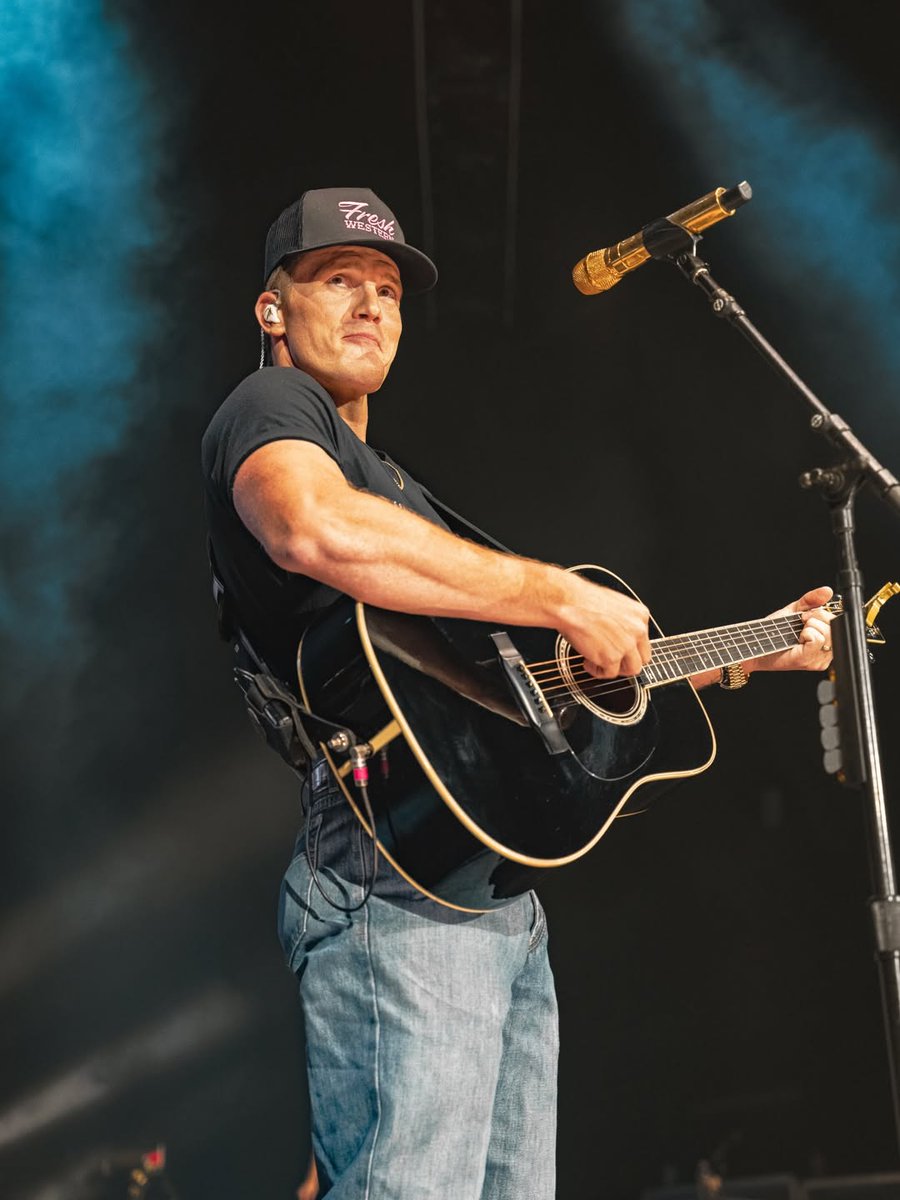 _FreshWestern's tweet image. Finally Friday. What are y’all getting into this weekend?

📸 : @ChrisKleinmeier