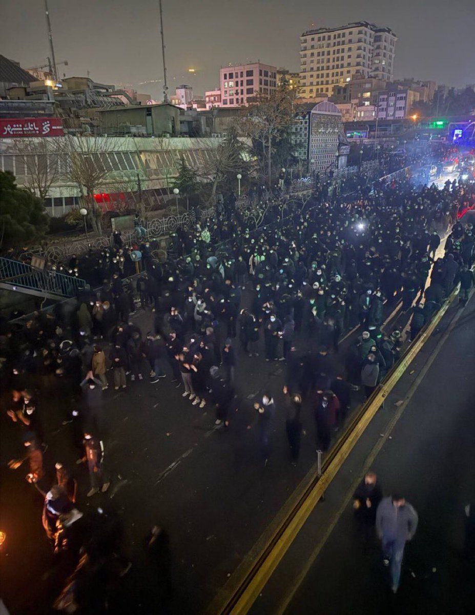🚨İran’daki rejim karşıtı gösteriler, neredeyse ülkenin tamamına yayılmış durumda.