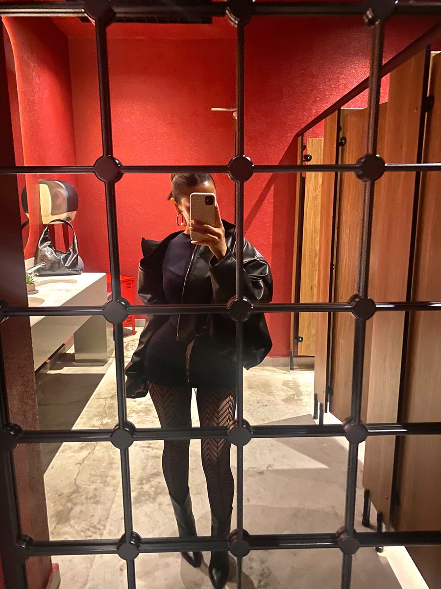 gizem tweet media